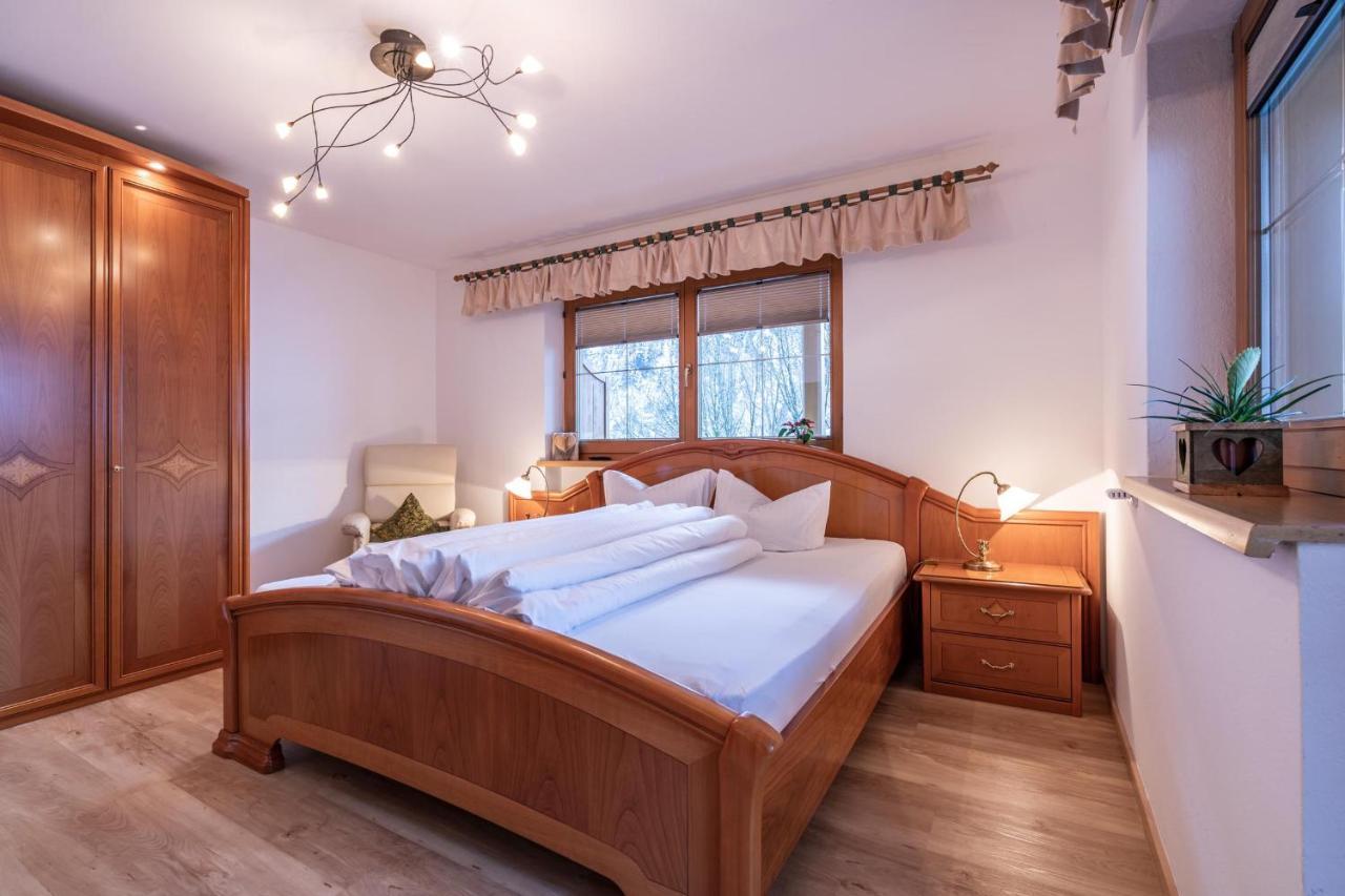 Landhaus Seiringer Apartments Finkenberg Extérieur photo